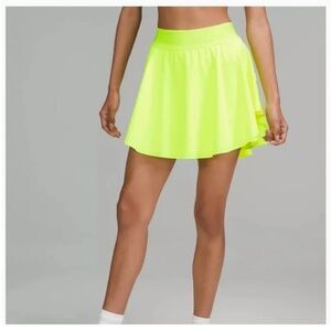 Lululemon court Rival perforated High Rise Skirt *Long